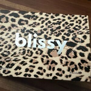Blissy Leopard Pattern Pillowcase